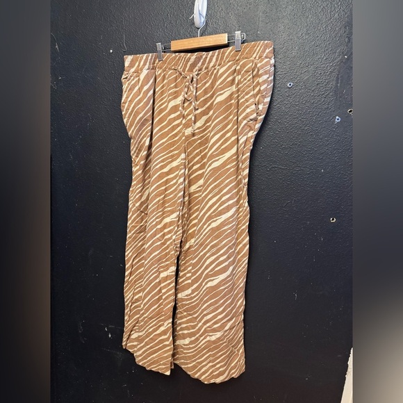 a new day Pants - a new day Brown and Cream Zebra Patterned Pants Size XXL